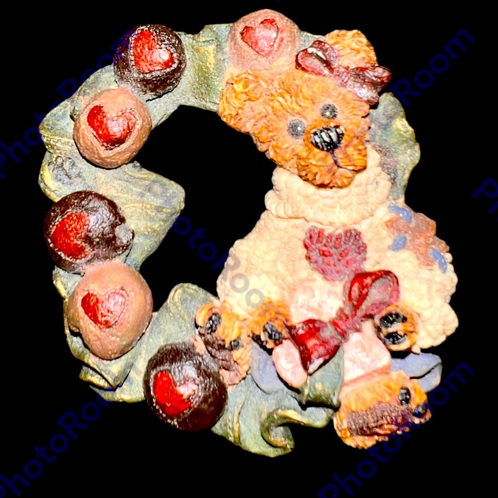 NWOT Boyd’s Bears pin Brooch